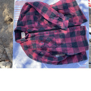 Boston Traders Medium Red and Black Thick Flannel